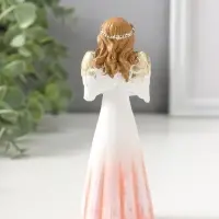 Сувенир полистоун "Девушка-ангел в светло-розовом платье, с младенцем" 14,5 см