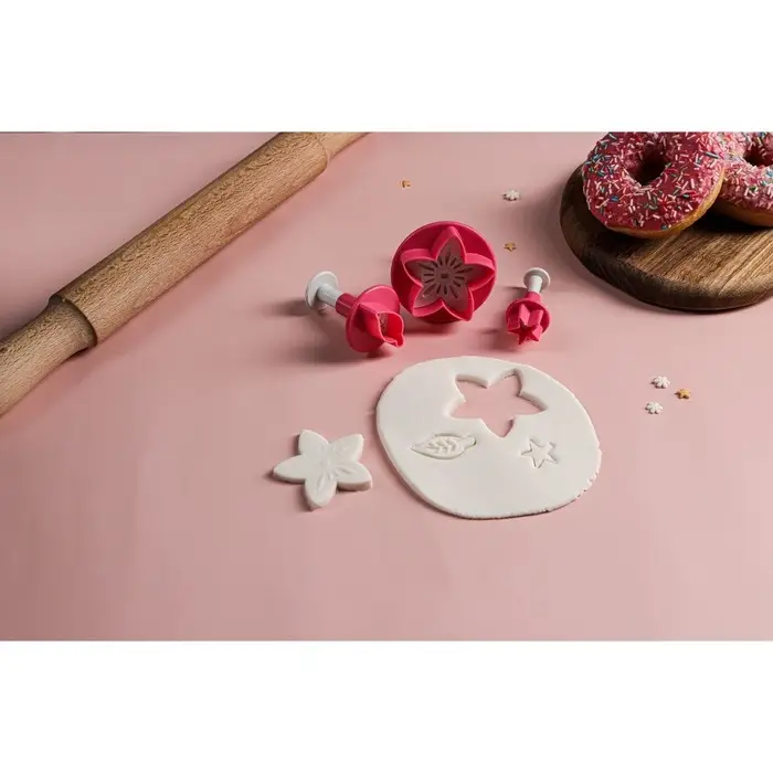 Плунжеры кондитерские Доляна &laquo;Цветок. Листок. Звёздочка&raquo;, набор 3 шт., пластик, розовые