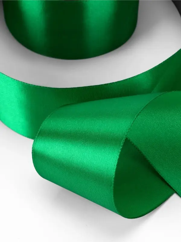 Лента атласная, 50 мм, 23&plusmn;1 м, зелёная