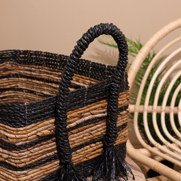 Корзина плетёная 45х30х30 см Корзина плетёная 45х30х30 см