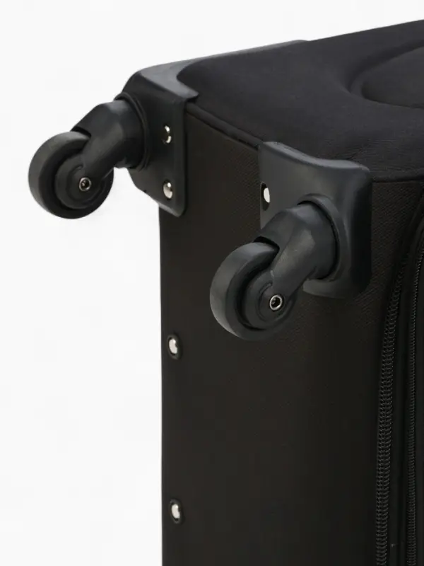 Чемодан 24 Чемодан 24", Текст, 42*26*66, отд на молнии, 2 нар/карм, увелич, код замок, 4 колеса, черный 10875