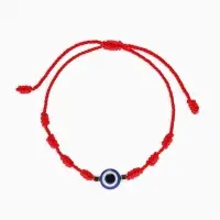 Браслет-оберег &laquo;Красная нить&raquo; узел/бусина/глаз,  цвет красно-бело-синий в золоте
