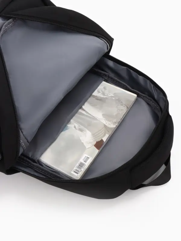 Рюкзак школьный, 2 отделения, 5 карманов, водонепроницаемое дно, 26&times;14&times;39 см, чёрный