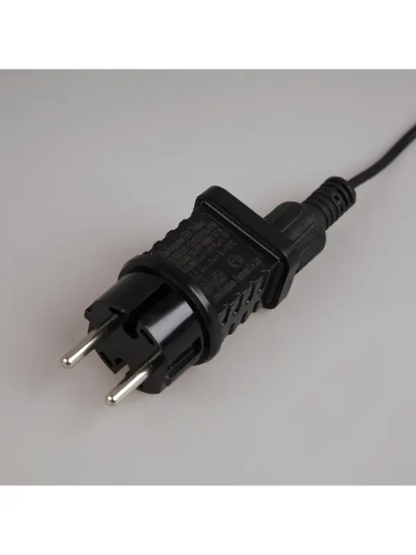 Гирлянда &laquo;Белт-лайт&raquo; 5 м с насадками &laquo;Роса&raquo;, IP44, УМС, тёмная нить, 50 LED, свечение белое, 3 В