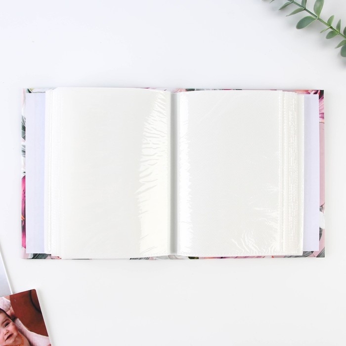 Фотоальбом в твёрдой обложке &laquo;Счастливые моменты&raquo;, 100 фото