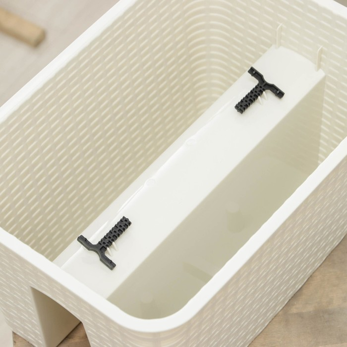 Кашпо на перила «Ротанг», 12 л, цвет бежевый Кашпо на перила «Ротанг», 12 л, цвет бежевый