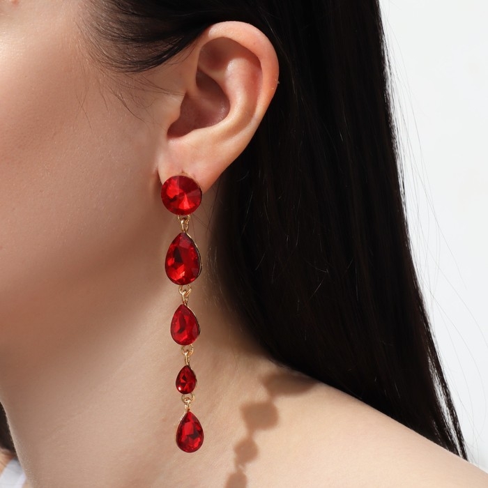 Серьги висячие со стразами «Драгоценность» капли, цвет красный в золоте, 9,5 см Серьги висячие со стразами «Драгоценность» капли, цвет красный в золоте, 9,5 см