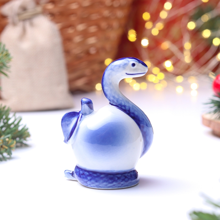 Сувенир символ года Сувенир символ года "Змея на яблоке", гжель, кобальт