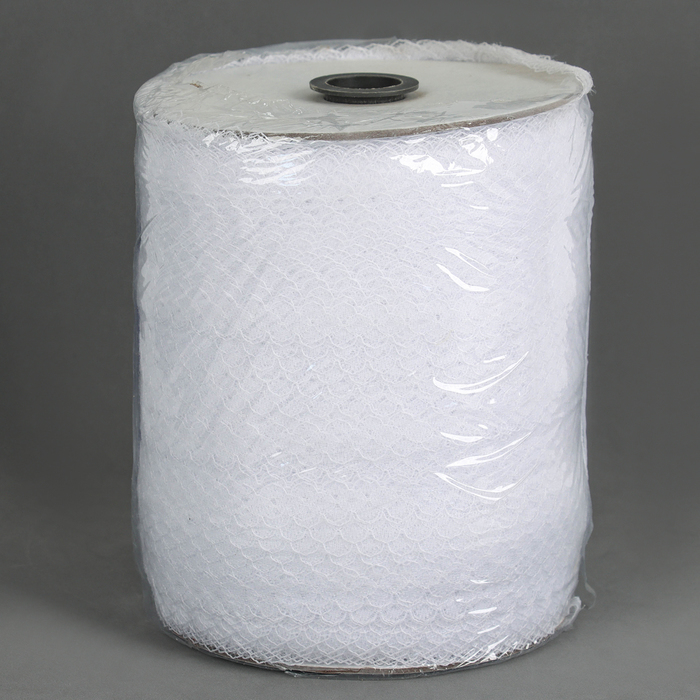 Тесьма гипюровая, ширина 1,5 см., в бобине 548 м., белая Тесьма гипюровая, ширина 1,5 см., в бобине 548 м., белая