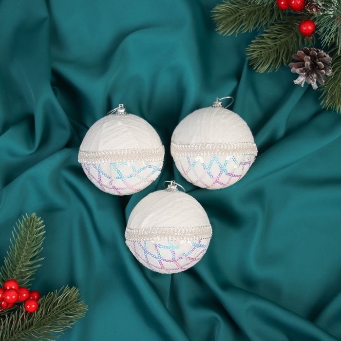 Набор шаров пластик d-8 см, 3 шт Набор шаров пластик d-8 см, 3 шт "Нежность" белый