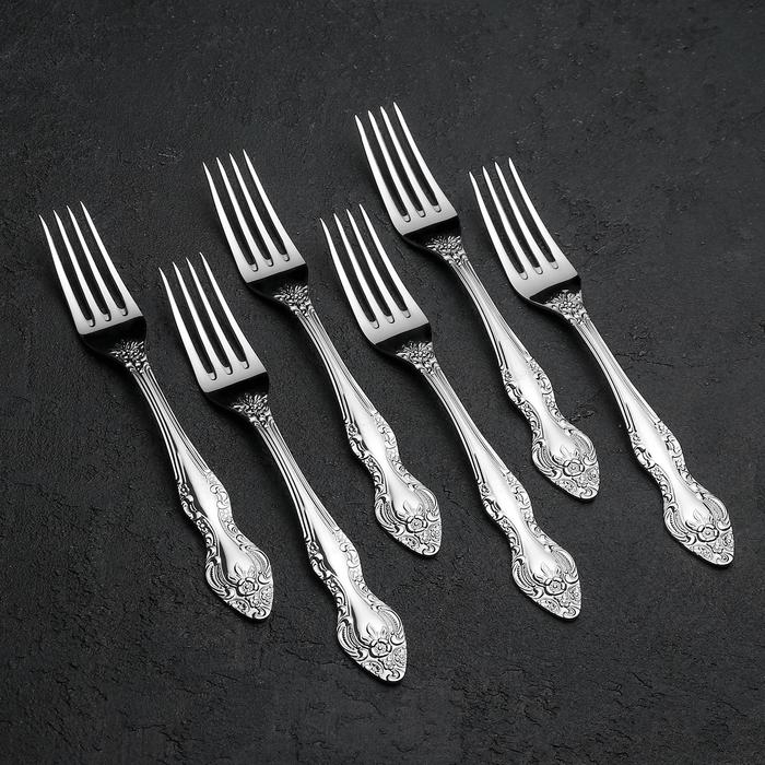 Набор столовых приборов «Тройка», 24 предмета, декоративная коробка, цвет серебряный Набор столовых приборов «Тройка», 24 предмета, декоративная коробка, цвет серебряный