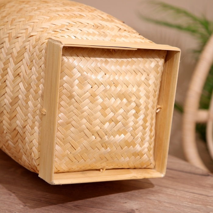 Корзина плетёная, из бамбука 30х30х40 см Корзина плетёная, из бамбука 30х30х40 см