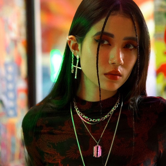 Серьги висячие со стразами «Крестики» грация, цвет белый в серебре, 6см Серьги висячие со стразами «Крестики» грация, цвет белый в серебре, 6см