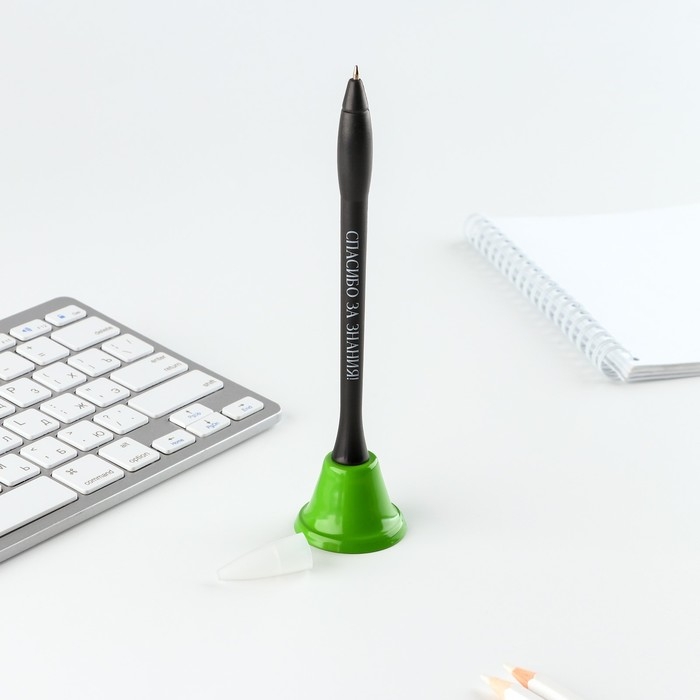 Подарочный набор «УЧИТЕЛЬ звучит гордо»: ежедневник и ручка-колокольчик (шариковая, синяя паста, 1 мм) Подарочный набор «УЧИТЕЛЬ звучит гордо»: ежедневник и ручка-колокольчик (шариковая, синяя паста, 1 мм)