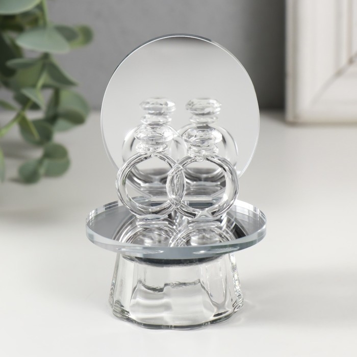 Сувенир стекло  Сувенир стекло "Колечки на зеркальной подставке" 6х5х8 см
