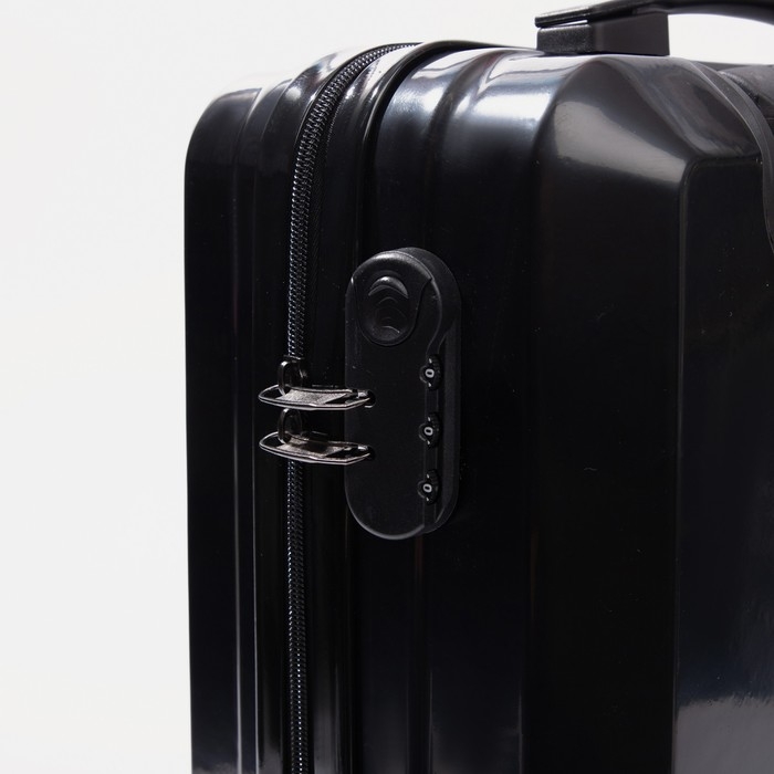 Чемодан малый 36 л (S), отдел на молнии, кодовый замок, цвет чёрный Чемодан малый 36 л (S), отдел на молнии, кодовый замок, цвет чёрный