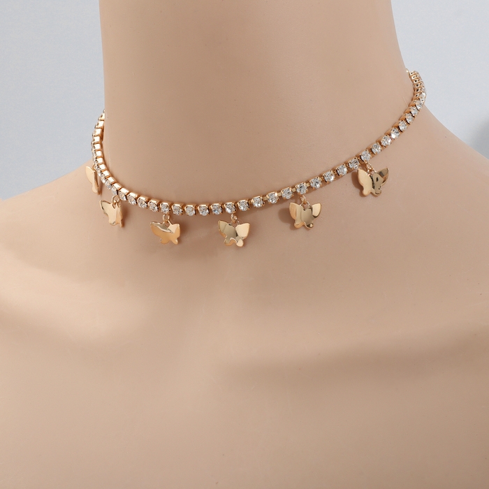 Чокер «Бабочки» миниатюрные, цвет белый в золоте, 30 см Чокер «Бабочки» миниатюрные, цвет белый в золоте, 30 см