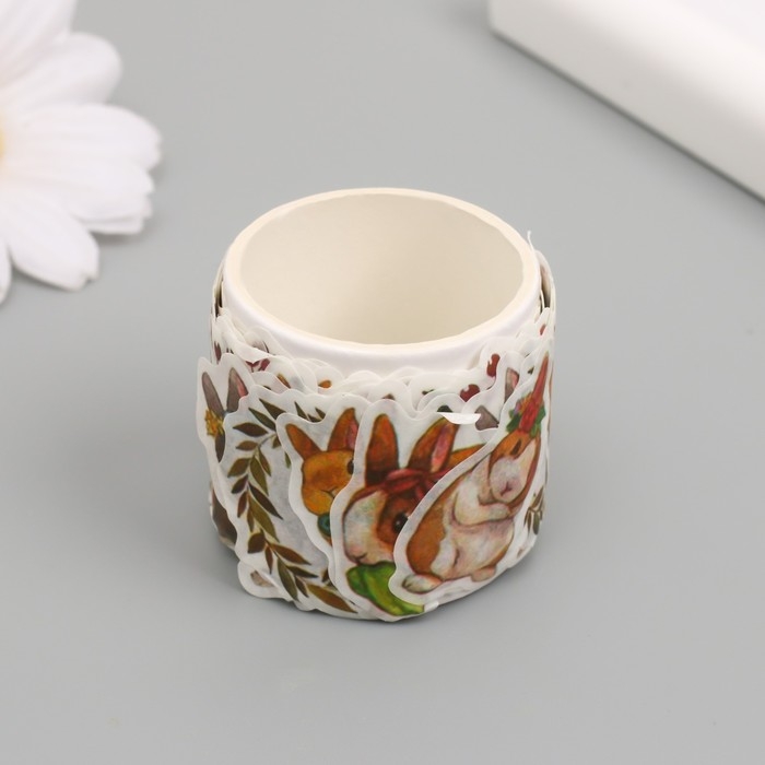 Наклейка бумага Наклейка бумага "Зайчики в саду" d=3 см 100 шт в рулоне 3,5х3,5 см