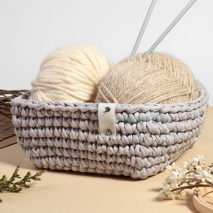 Бирка с кнопкой «Hand made», 8 × 1,8 см, 10 шт, цвет матовый/серебряный Бирка с кнопкой «Hand made», 8 × 1,8 см, 10 шт, цвет матовый/серебряный