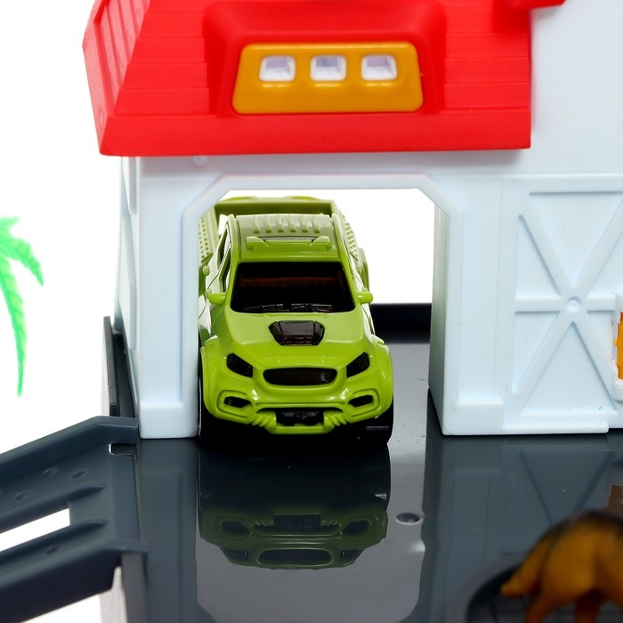 Парковка «Ферма», амбар, вольеры, транспорт, животные Парковка «Ферма», амбар, вольеры, транспорт, животные