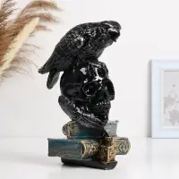 Копилка для денег &laquo;Ворон на черепе&raquo;, гипс