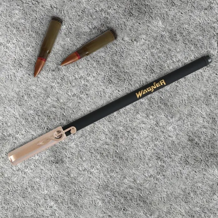 Ручка шариковая синяя паста сувенирная с колпачком «Вагнер», пластик, пишущий узел 0,7 мм Ручка шариковая синяя паста сувенирная с колпачком «Вагнер», пластик, пишущий узел 0,7 мм