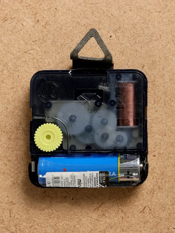 Часы настенные интерьерные &laquo;Фиолетовые цветы&raquo;, бесшумные, плавный ход, 25&times;35 см