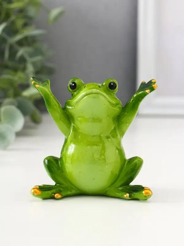 Фигурка полистоун лак &laquo;Лягуха - приветствие&raquo;, 8&times;6&times;8 см, МИКС