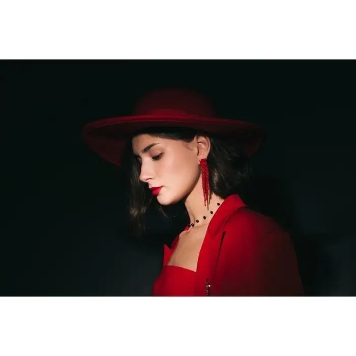 Серьги висячие со стразами &laquo;Маскарад&raquo; ступенька, цвет красный, 9.7 см