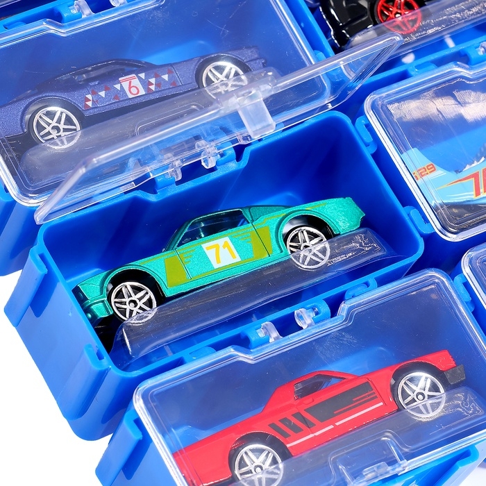 Набор металлических машин Hot Cars, в кейсе, 8 шт. Набор металлических машин Hot Cars, в кейсе, 8 шт.
