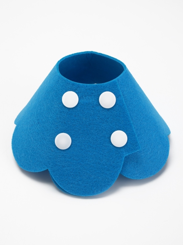 Ветеринарный воротник из фетра  Ветеринарный воротник из фетра "Ромашка", размер L, синий