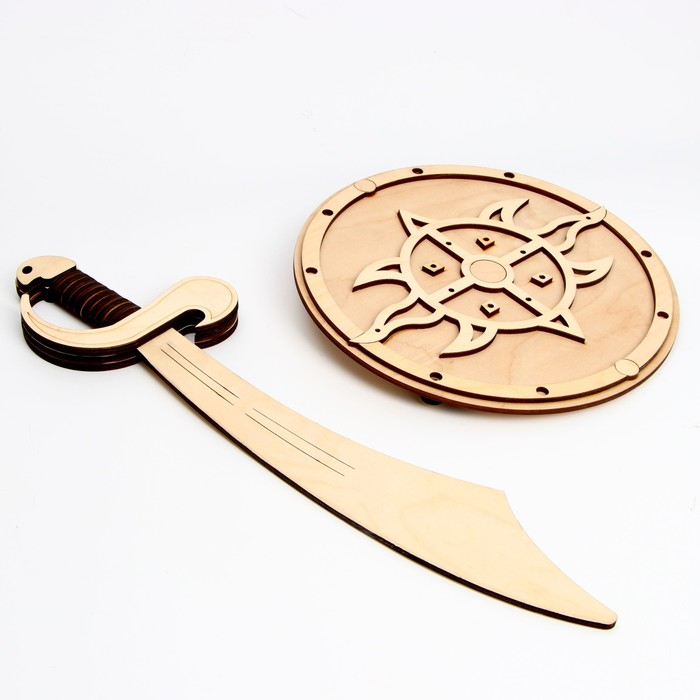 Деревянное оружие «Щит и меч» 25×44,5×5 см Деревянное оружие «Щит и меч» 25×44,5×5 см