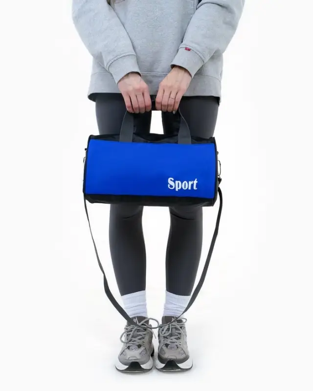 Сумка спортивная, на молнии, длинный ремень, маленький размер, чёрная