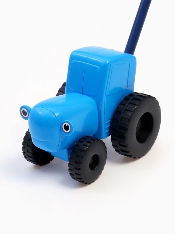 Каталка «Синий трактор» с ручкой, пластиковая Каталка «Синий трактор» с ручкой, пластиковая