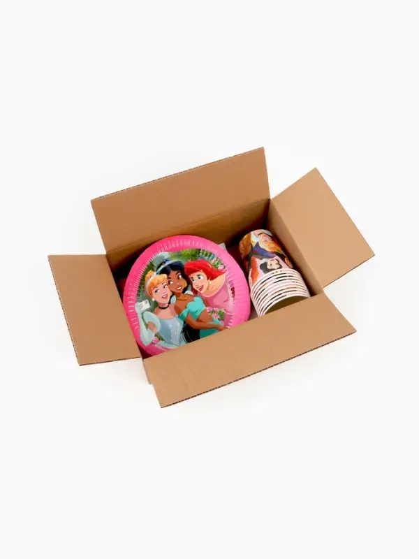 Посуда одноразовая бумажная на 10 персон: стаканы, тарелки, скатерть, Принцессы Посуда одноразовая бумажная на 10 персон: стаканы, тарелки, скатерть, Принцессы