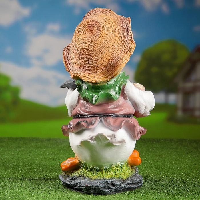 Садовая фигура  Садовая фигура "Утенок с мотыгой" 27х27х45см