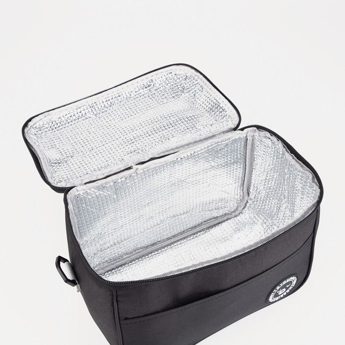 Термосумка на молнии, объём 8 л, наружный карман, регулируемый ремень, цвет чёрный Термосумка на молнии, объём 8 л, наружный карман, регулируемый ремень, цвет чёрный