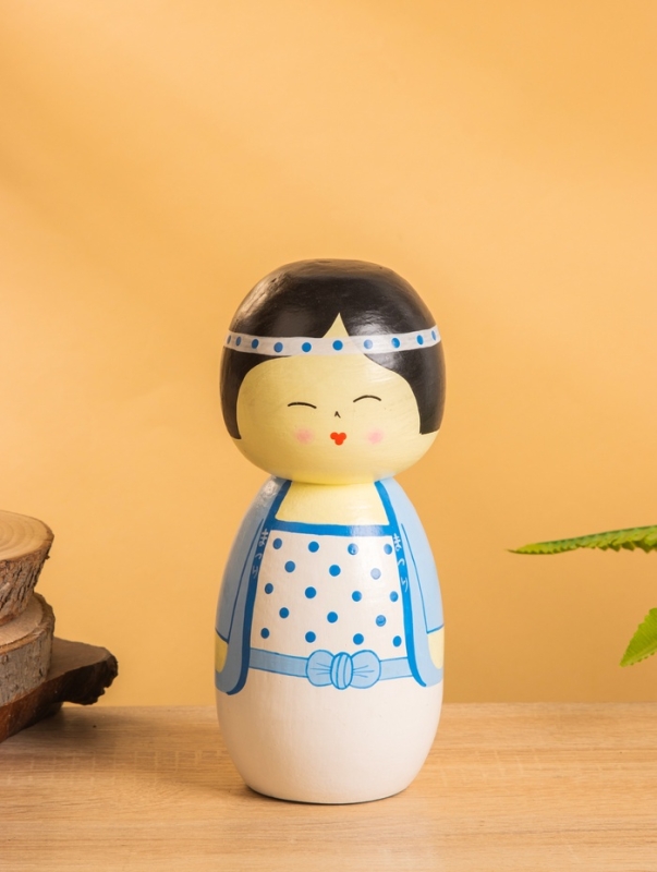 Деревянная кукла кокеши Деревянная кукла кокеши "Анеко" 9х9х21 см