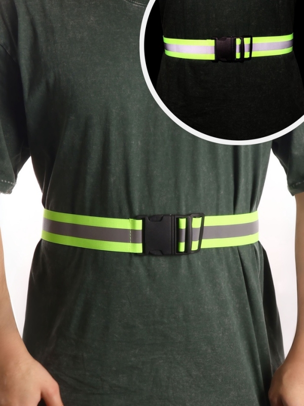 Светоотражающий пояс эластичный 1 полоса 2см 50-100см*4,5см на фастексе салатов/чёрн АУ Светоотражающий пояс эластичный 1 полоса 2см 50-100см*4,5см на фастексе салатов/чёрн АУ