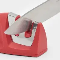 Точилка для ножей с полировкой, 10&times;5&times;4 см, красная