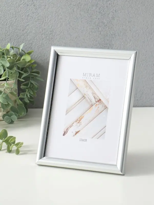Фоторамка для фото 13&times;18 см &laquo;МИРАМ&raquo;, пластик под серебро, (пластиковый экран)