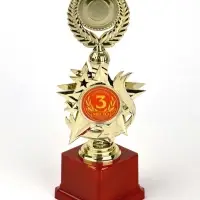 Кубок 192, 3 место, наградная фигура, золото, подставка пластик, 23 см