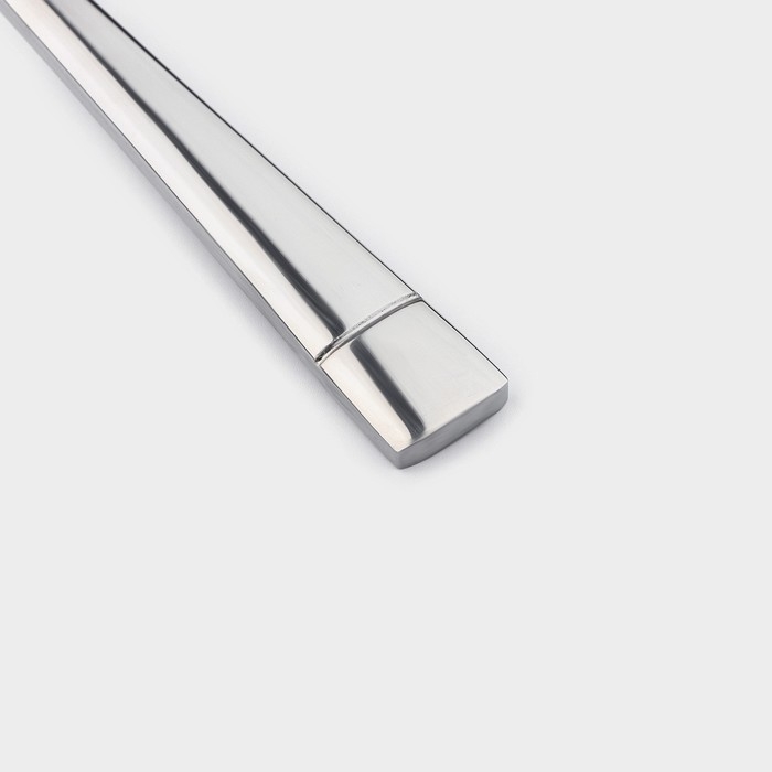 Ложка столовая из нержавеющей стали Magistro «Виконт», длина 20,6 см, цвет серебряный Ложка столовая из нержавеющей стали Magistro «Виконт», длина 20,6 см, цвет серебряный