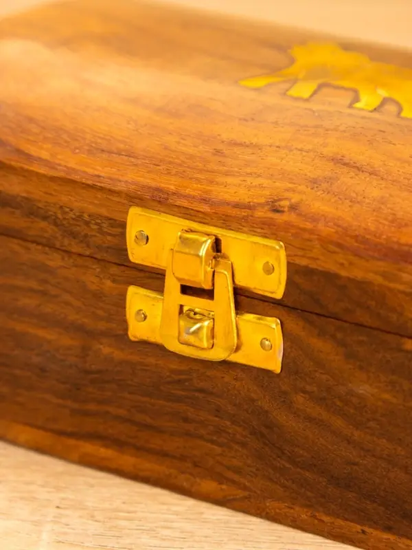 Шкатулка  Шкатулка "Слон" 15,5х10х7 см, дерево шишам, латунь