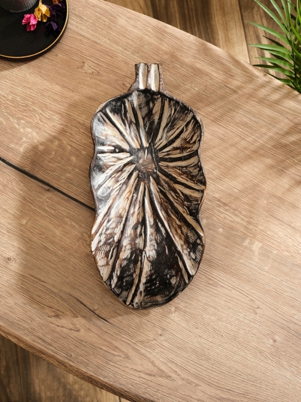 Блюдо Блюдо "Лист" дерево Джати, 35х18х6 см