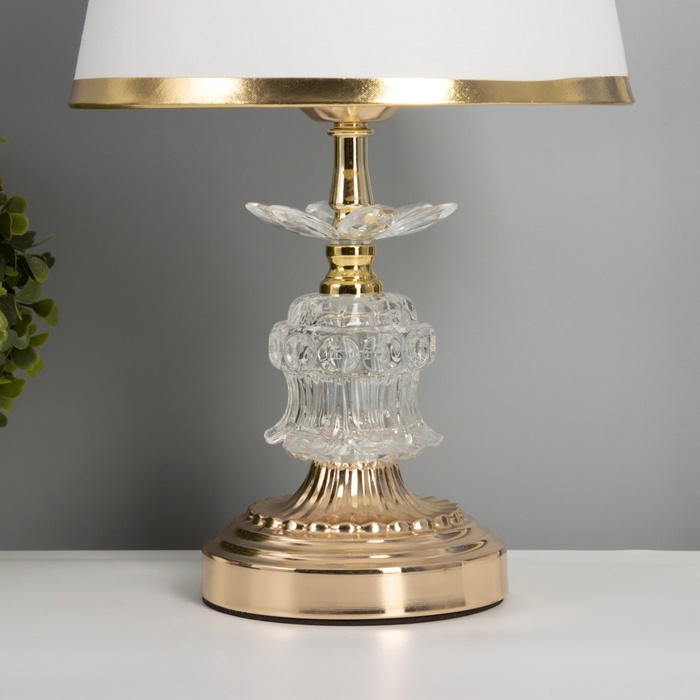 Лампа настольная Лампа настольная "Стилизация" 1х40Вт Е27+подсветка LED 5Вт золото 21х21х36см