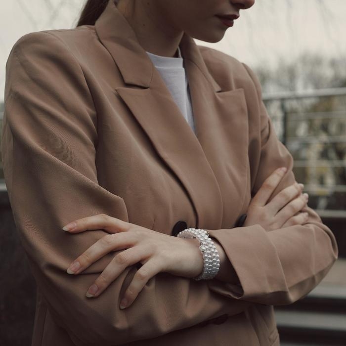 Браслет жемчуг «Невеста» бусины d=0,5, 4 ряда с пружинкой, цвет белый Браслет жемчуг «Невеста» бусины d=0,5, 4 ряда с пружинкой, цвет белый