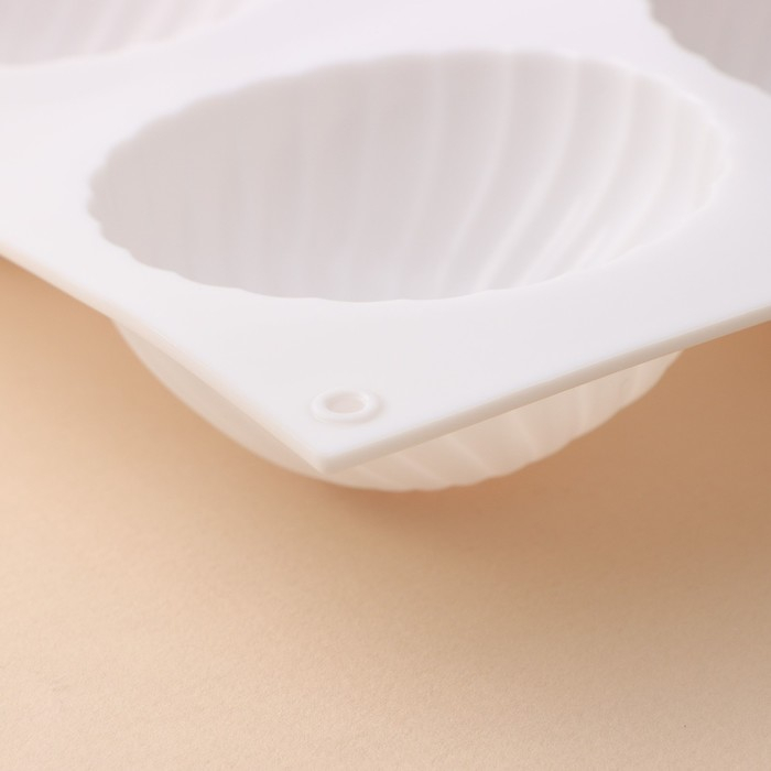 Форма для муссовых десертов и выпечки KONFINETTA «Купол», силикон, 30×17,5×4 см, 6 ячеек (d=7,5 см), цвет белый