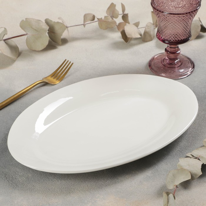 Блюдо фарфоровое овальное c утолщённым краем Доляна White Label, 30,5×20×3 см, цвет белый Блюдо фарфоровое овальное c утолщённым краем Доляна White Label, 30,5×20×3 см, цвет белый