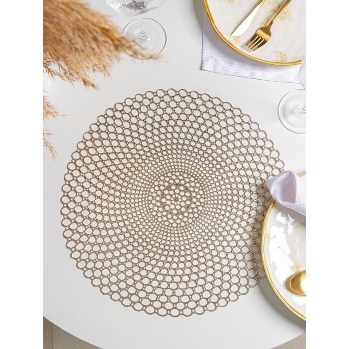 Салфетка сервировочная на стол «Роса», 38×38 см, цвет золотой